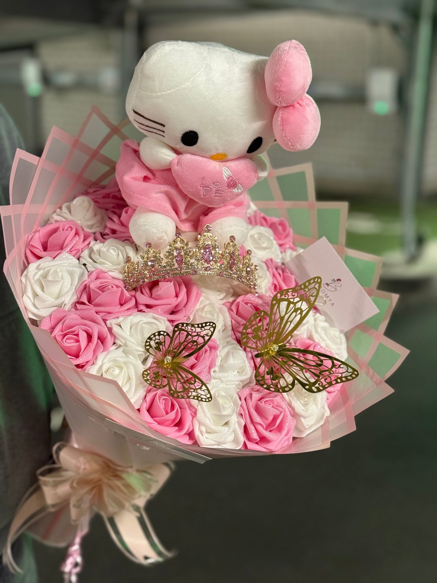 Kitty Mixed Bouquet M